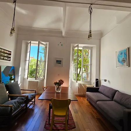 Appart-atelier Du Micocoulier Apartment *